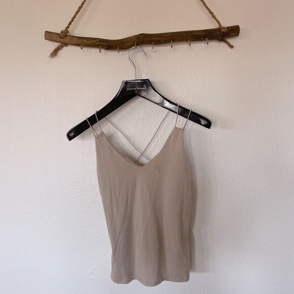 Nude tank  - Picture 3 of 5